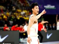 开云体育-广州队绝杀76人，高诗岩点燃赛场的简单介绍