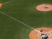 开云体育app-字母哥持续制造杀伤，篮网火力压制黄蜂，东部双雄的战术博弈与赛场启示