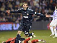 开云体育app-库尔图瓦门神本色跨界闪耀，切尔西式强压助他F1虚拟争冠赛道零封对手