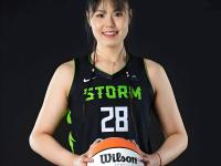 开云官方app入口-重庆女篮精彩表现，夺得关键胜利！