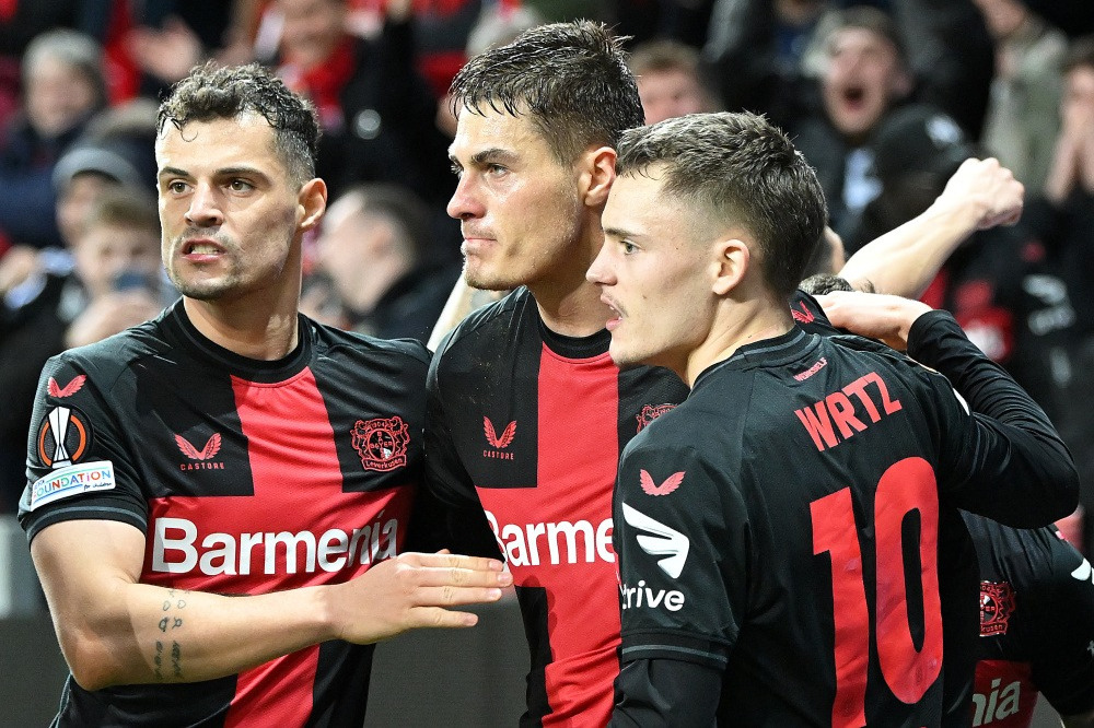 勒沃库森客场失利,争冠希望渐行渐远的简单介绍 勒沃库森客场失利,争冠希望渐行渐远的简单介绍