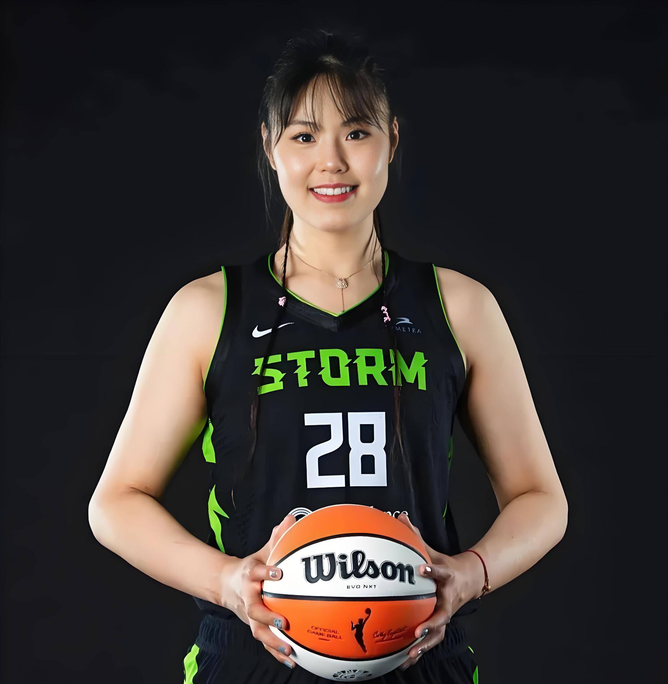 重庆女篮精彩表现,夺得关键胜利! 重庆女篮精彩表现,夺得关键胜利!