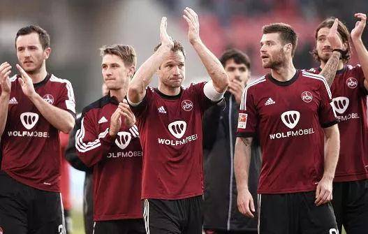 纽伦堡客场失利,球队面临连败危机的简单介绍 纽伦堡客场失利,球队面临连败危机的简单介绍