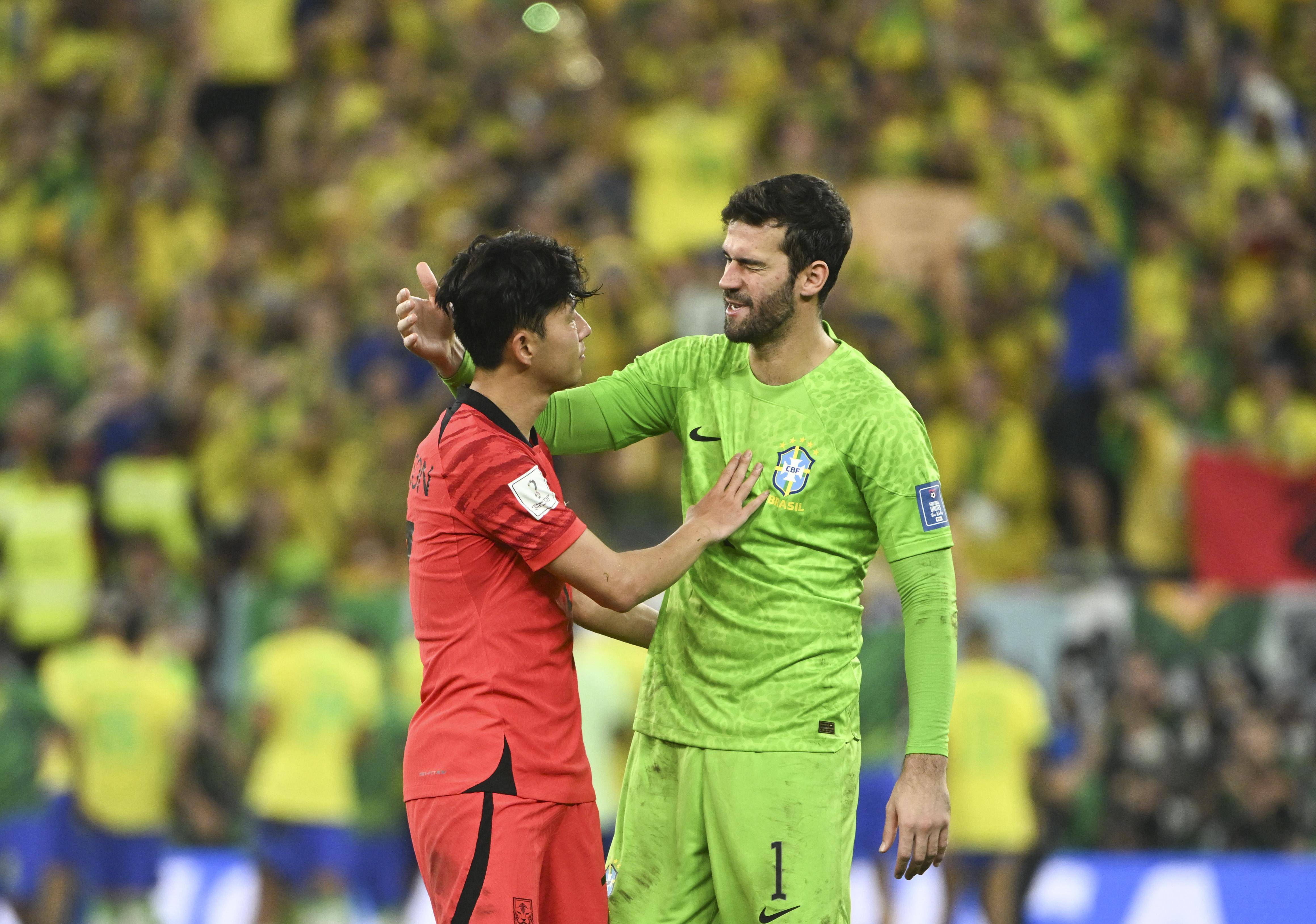 韩国队轻取泰国队,黄鸭组合带队取胜 韩国队轻取泰国队,黄鸭组合带队取胜