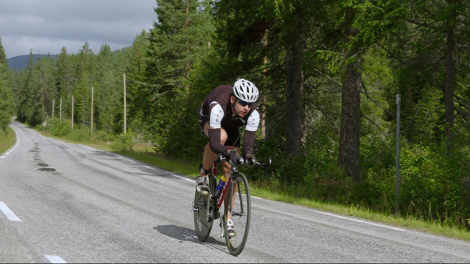 亚特兰大一波带走美国，阿尔瓦雷斯抢七接管，定义季后赛传奇